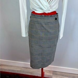 Women’s Soho Apparel Ruffle Waist Pull On Houndstooth Pencil Skirt Size Small